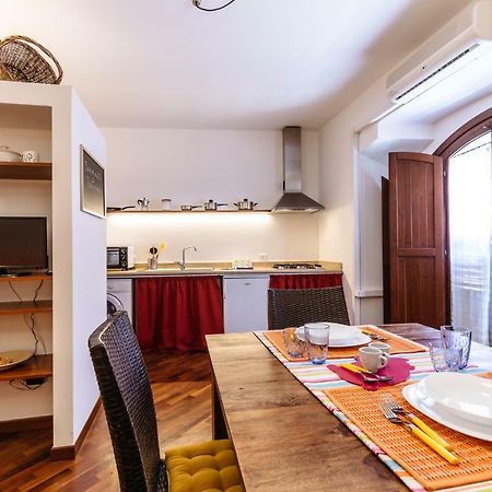 La Finestra Sul Mercato In Centro A Palermo Apartamento Exterior foto