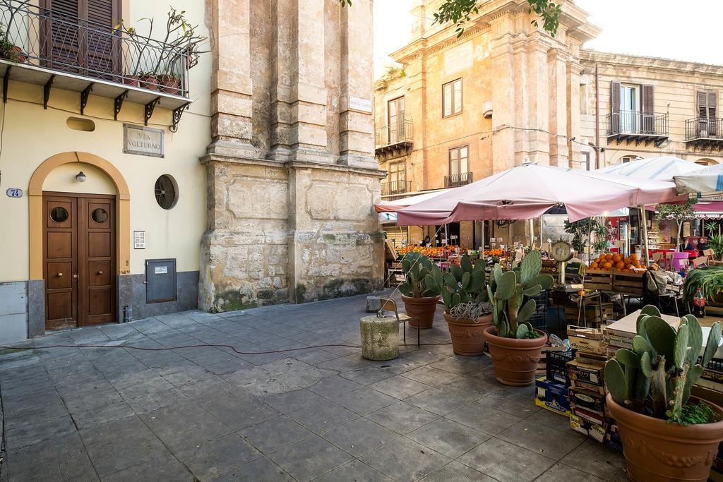 La Finestra Sul Mercato In Centro A Palermo Apartamento Exterior foto